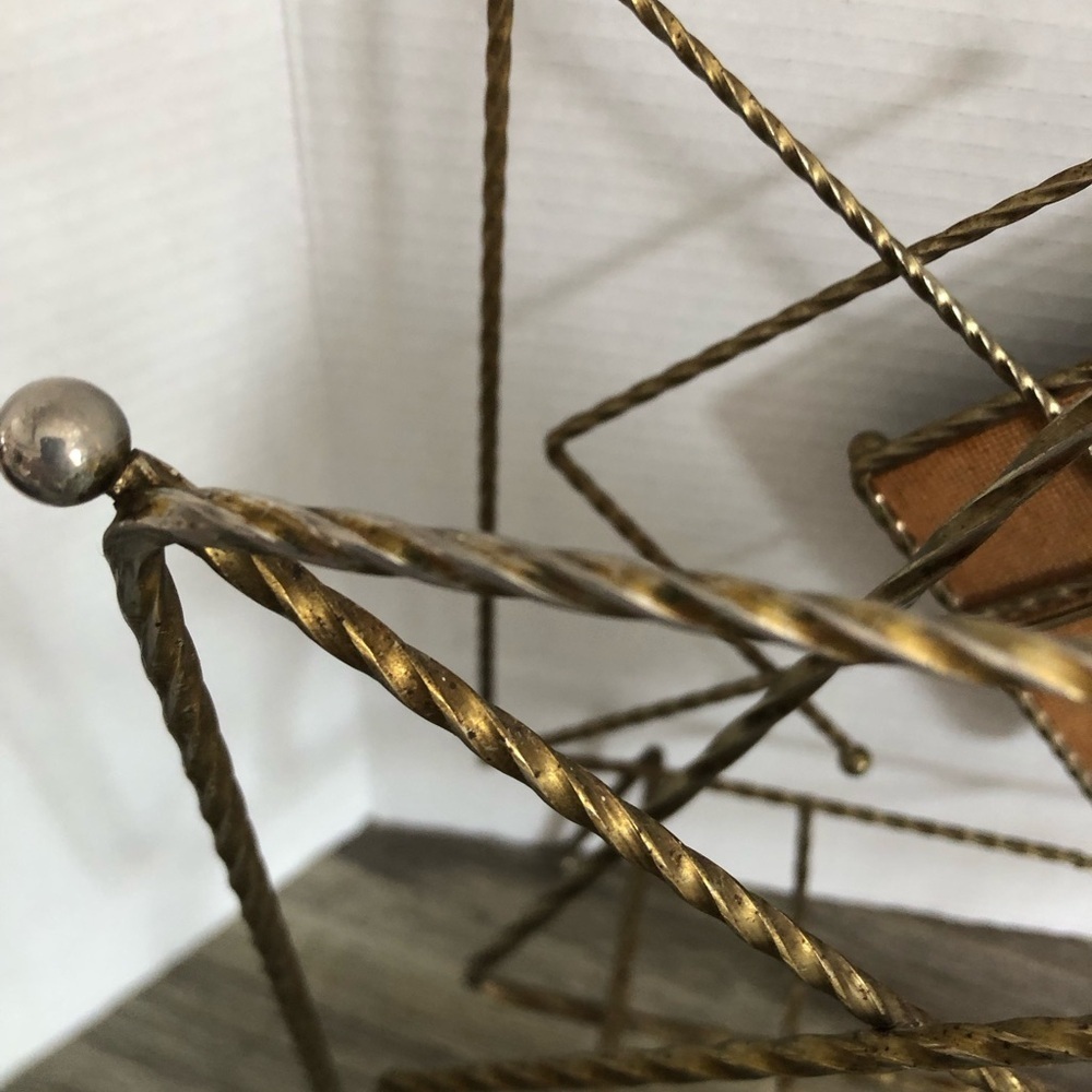 Vintage MCM Magazine Rack - Picture 8 of 13